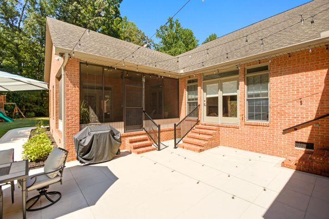 189 Turkey Creek Dr, Tullahoma, TN 37388