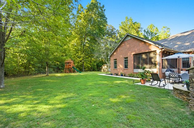 189 Turkey Creek Dr, Tullahoma, TN 37388