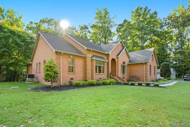 189 Turkey Creek Dr, Tullahoma, TN 37388