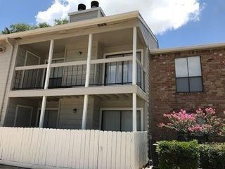 17331 Red Oak Drive 32, Houston, TX 77090