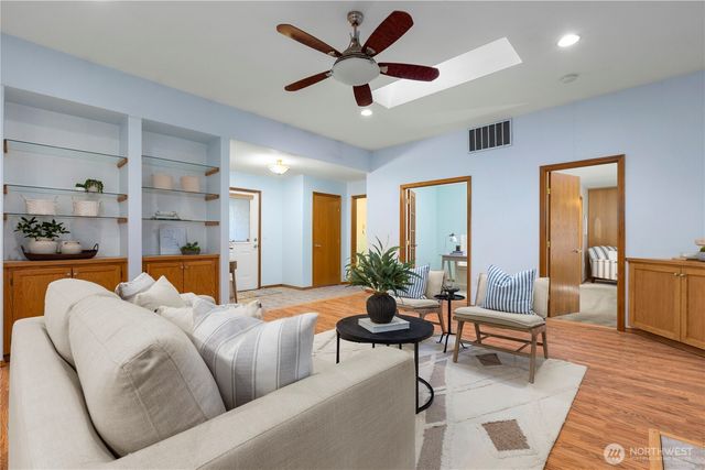 13802 12th Avenue NW, Gig Harbor, WA 98332