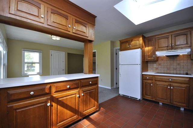 493 Central St, East Bridgewater, MA 02333