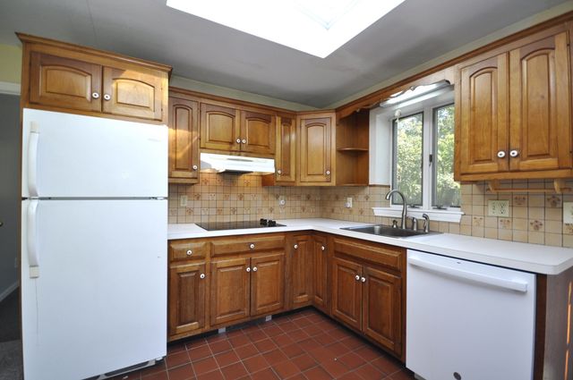 493 Central St, East Bridgewater, MA 02333