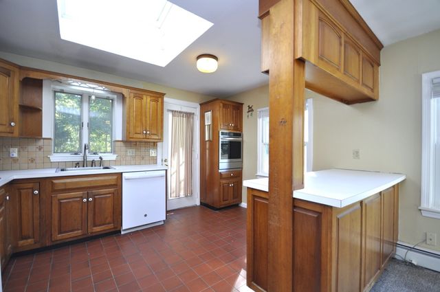 493 Central St, East Bridgewater, MA 02333