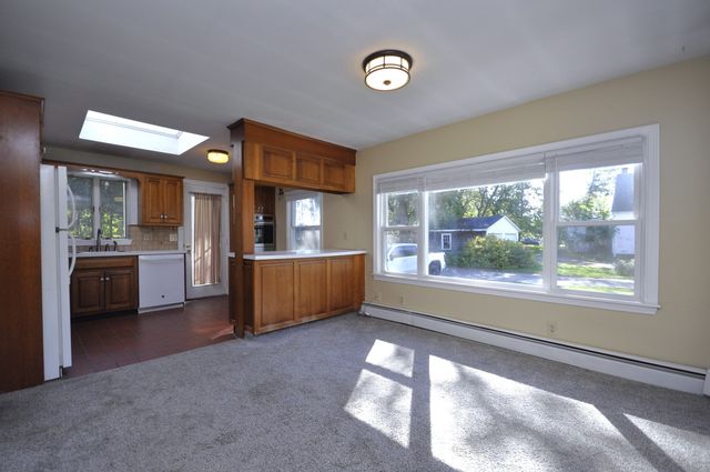 493 Central St, East Bridgewater, MA 02333