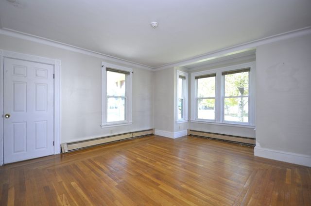 493 Central St, East Bridgewater, MA 02333