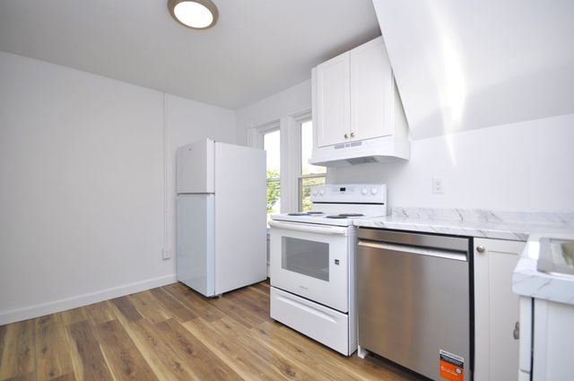 493 Central St, East Bridgewater, MA 02333