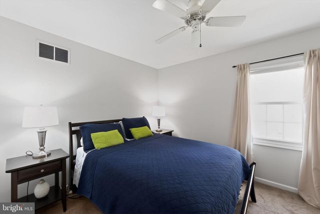 17 KILLDEER LN, Downingtown, PA 19335