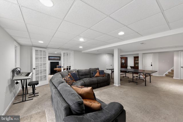 17 KILLDEER LN, Downingtown, PA 19335