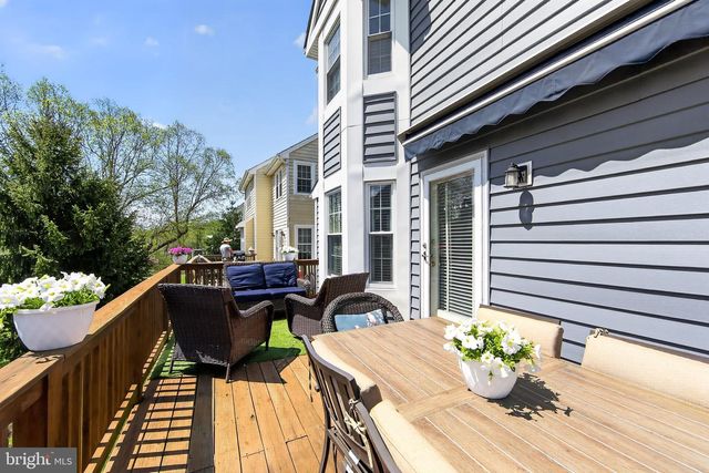 17 KILLDEER LN, Downingtown, PA 19335