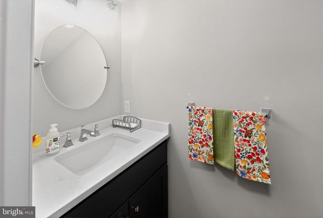 17 KILLDEER LN, Downingtown, PA 19335