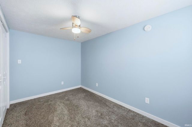 8311 N 1050 W, Royal Center, IN 46978