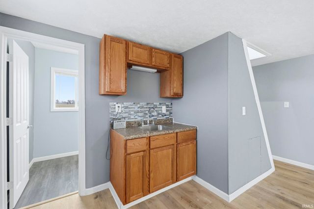 8311 N 1050 W, Royal Center, IN 46978