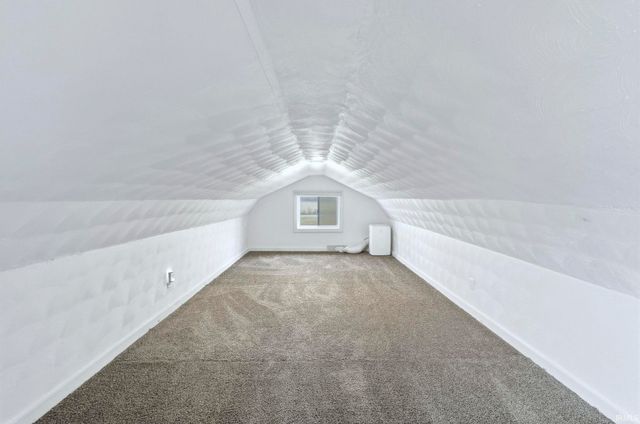 8311 N 1050 W, Royal Center, IN 46978