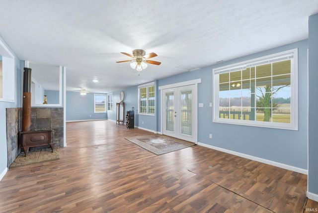 8311 N 1050 W, Royal Center, IN 46978