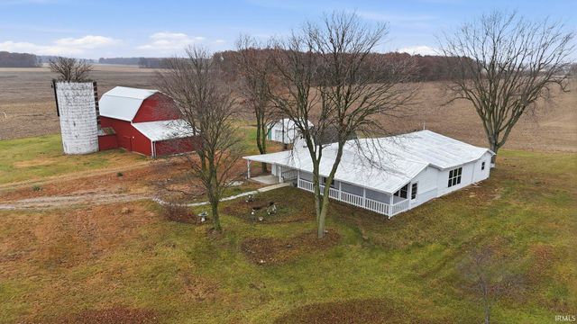 8311 N 1050 W, Royal Center, IN 46978