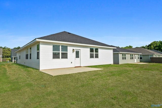 17 Aurora Circle, Fayetteville, TN 37334