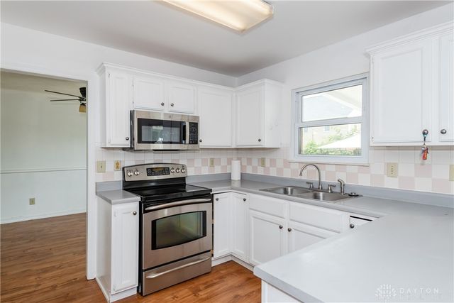 6739 Deer Bluff Drive, Dayton, OH 45424