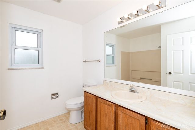 6739 Deer Bluff Drive, Dayton, OH 45424