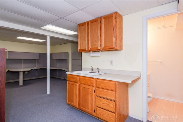 6739 Deer Bluff Drive, Dayton, OH 45424