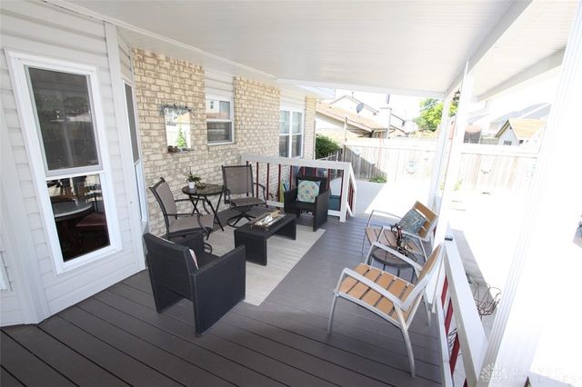 6739 Deer Bluff Drive, Dayton, OH 45424
