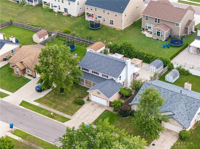 6739 Deer Bluff Drive, Dayton, OH 45424