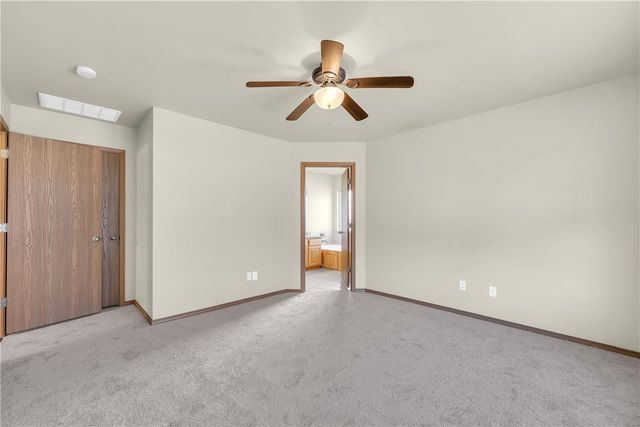 2970 W Old Farmington Road, Fayetteville, AR 72704