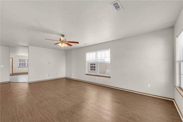 2970 W Old Farmington Road, Fayetteville, AR 72704