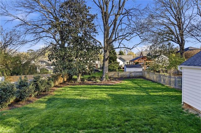 2335 Westover Drive, Winston-salem, NC 27103