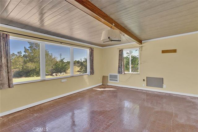 14420 Iroquois Road, Apple Valley, CA 92307