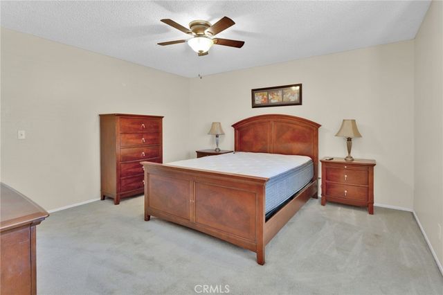 14420 Iroquois Road, Apple Valley, CA 92307
