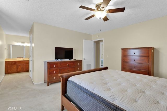 14420 Iroquois Road, Apple Valley, CA 92307