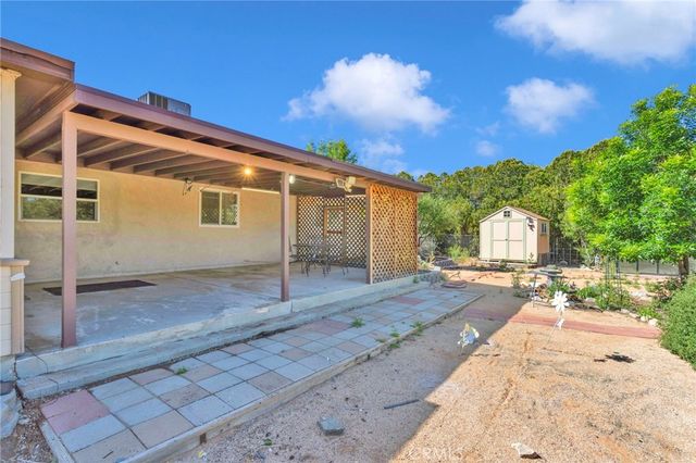 14420 Iroquois Road, Apple Valley, CA 92307