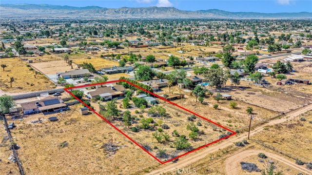 14420 Iroquois Road, Apple Valley, CA 92307
