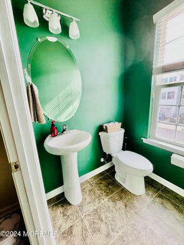 115 Beacon Lane 402, Eatontown, NJ 07724