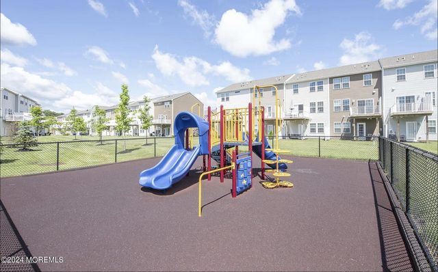 115 Beacon Lane 402, Eatontown, NJ 07724