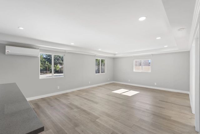 9003 Davenrich St, San Diego, CA 91977