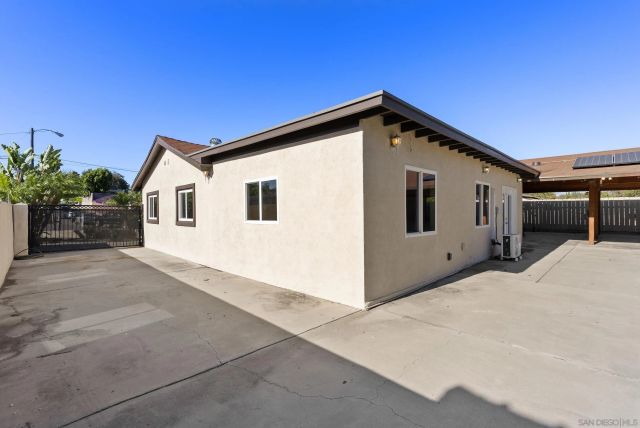 9003 Davenrich St, San Diego, CA 91977