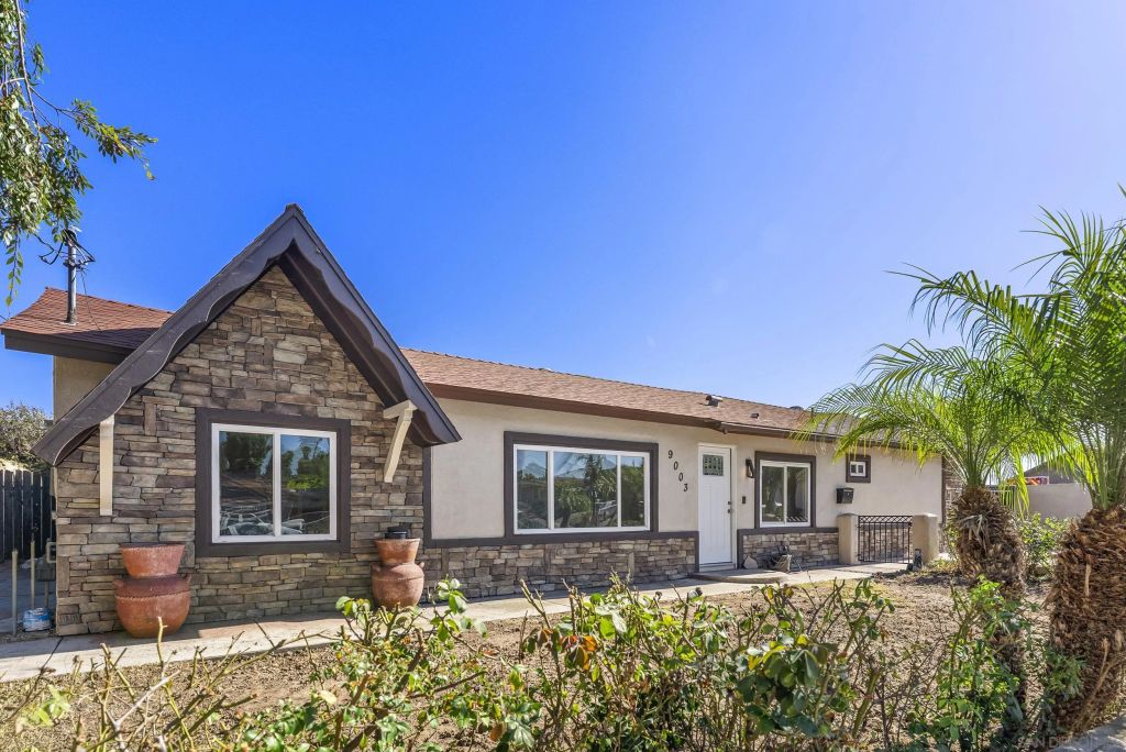 9003 Davenrich St, San Diego, CA 91977