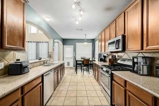 2301 Ambling TRL, Pflugerville, TX 78660