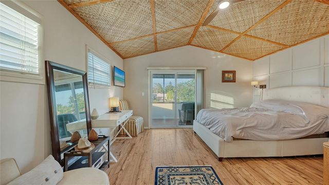 5500 MERRIMAC DRIVE, Sarasota, FL 34231