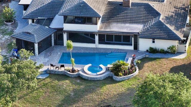 5500 MERRIMAC DRIVE, Sarasota, FL 34231