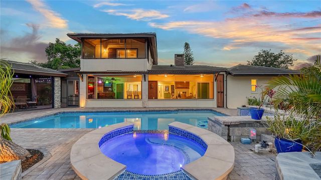 5500 MERRIMAC DRIVE, Sarasota, FL 34231