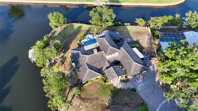 5500 MERRIMAC DRIVE, Sarasota, FL 34231