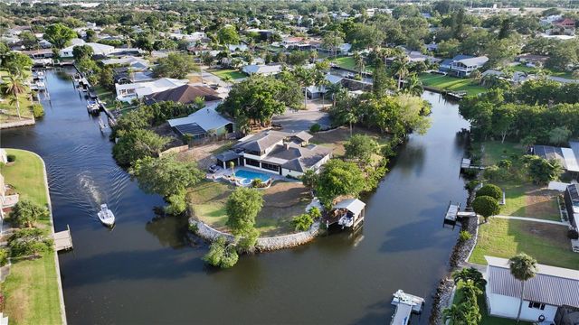 5500 MERRIMAC DRIVE, Sarasota, FL 34231