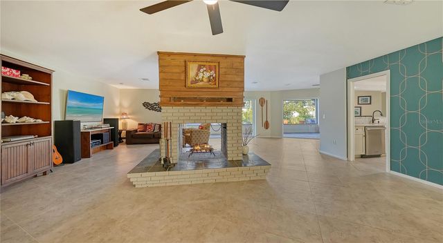 5500 MERRIMAC DRIVE, Sarasota, FL 34231