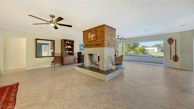 5500 MERRIMAC DRIVE, Sarasota, FL 34231