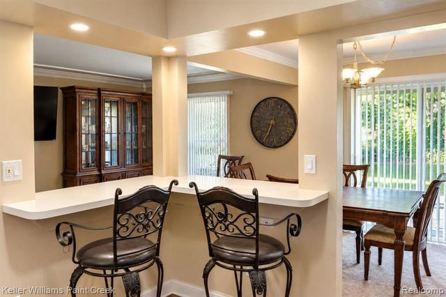 5904 Niles Drive, Troy, MI 48098