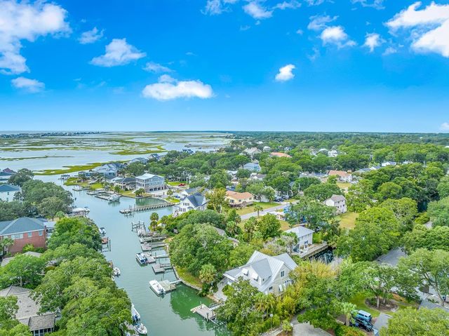 106 Edwards Ave., Murrells Inlet, SC 29576
