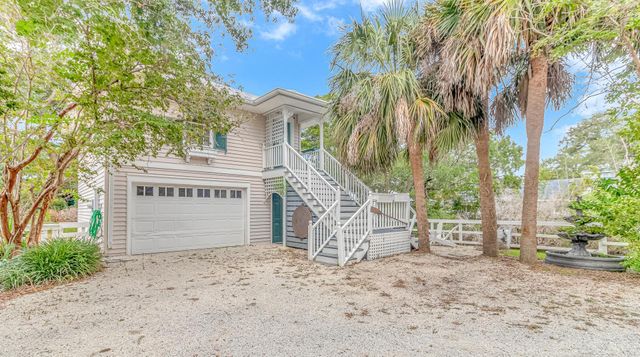 106 Edwards Ave., Murrells Inlet, SC 29576